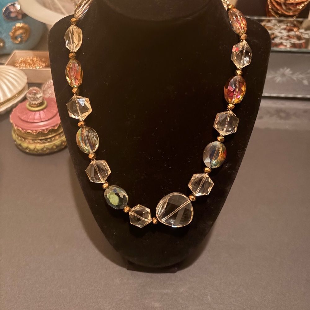 Elegant Glass AB Crystal Facets Clear Stone Necklace
